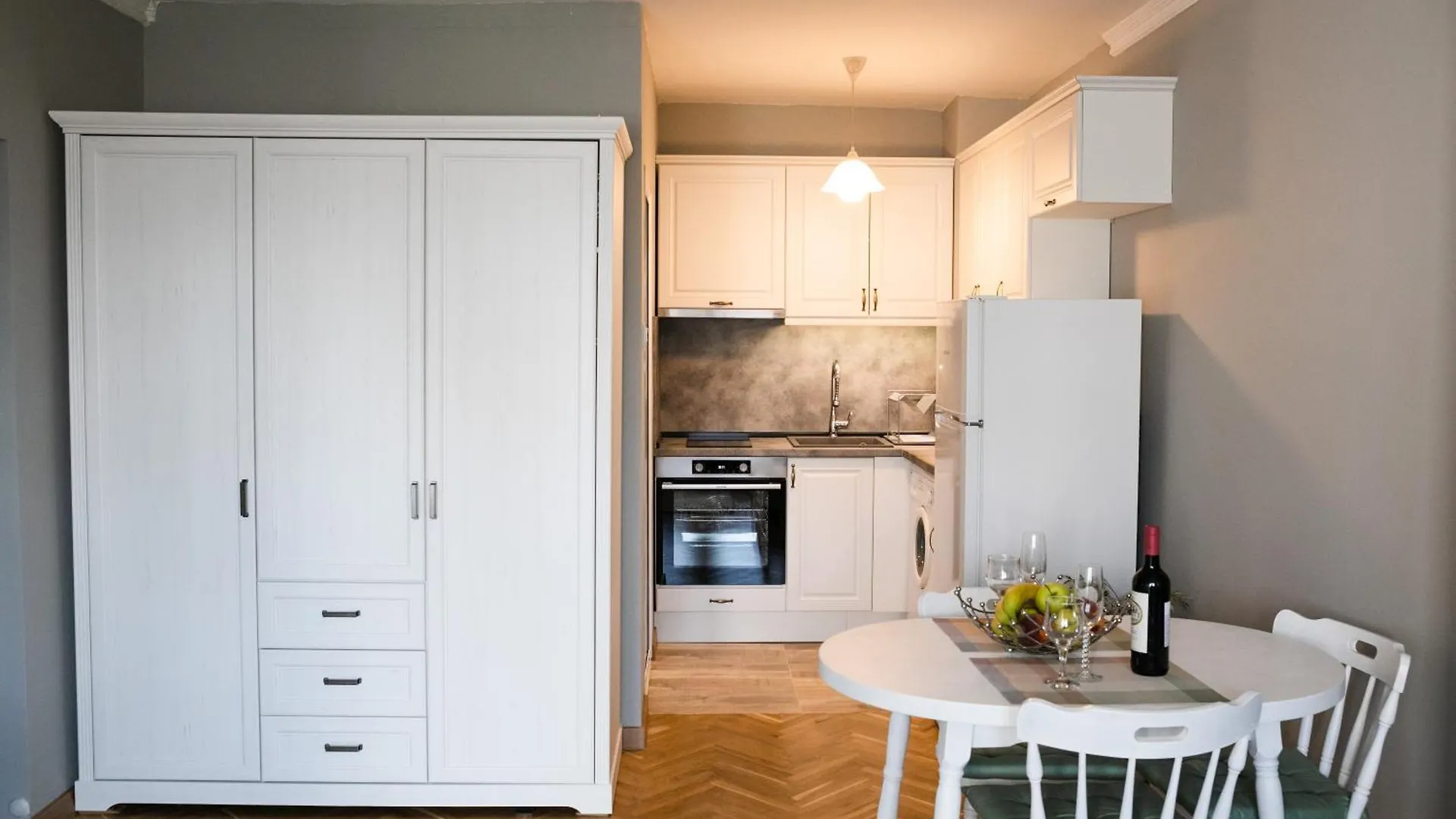 Varna Seaside Garden Apartments